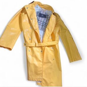 Burberry Yellow Coat with Plaid Lining